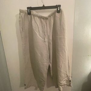 New without tags. Christopher Banks. XL. Linen capri pants